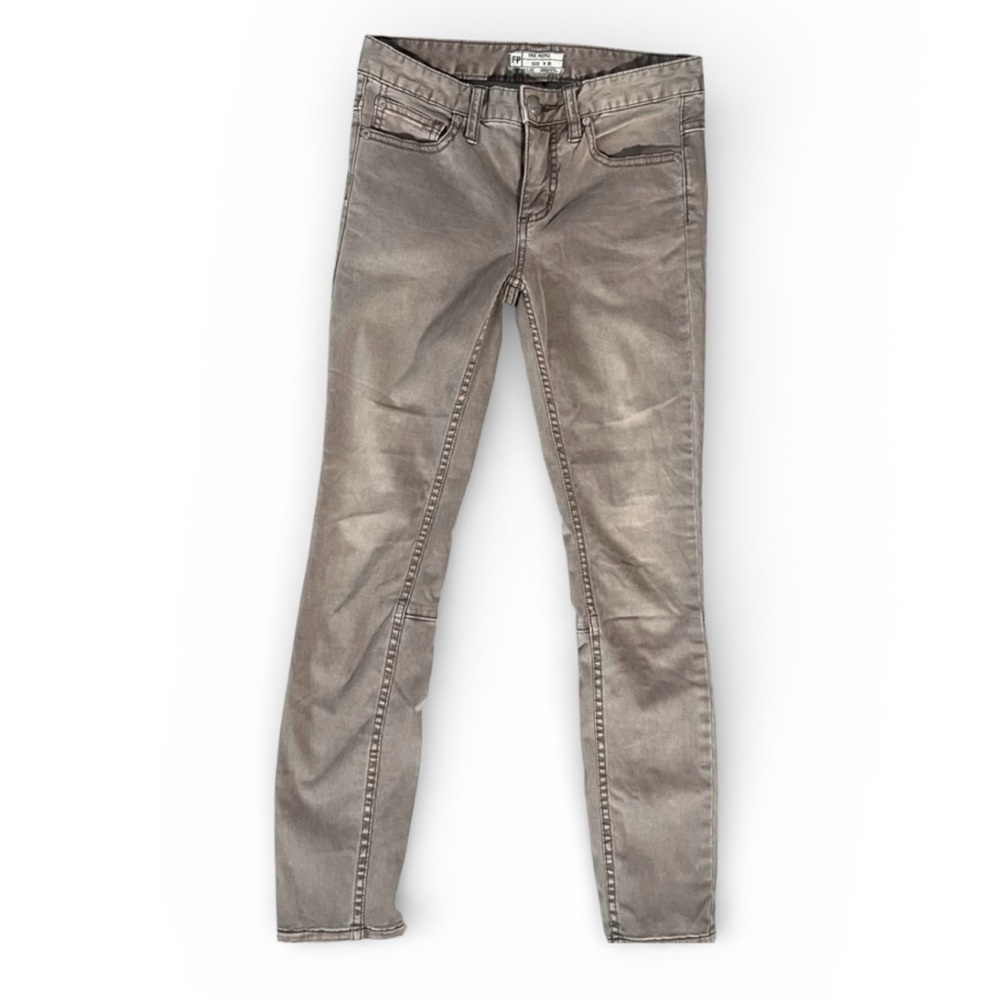 ‼️3/$30‼️Free People Women's Beige Skinny Jeans